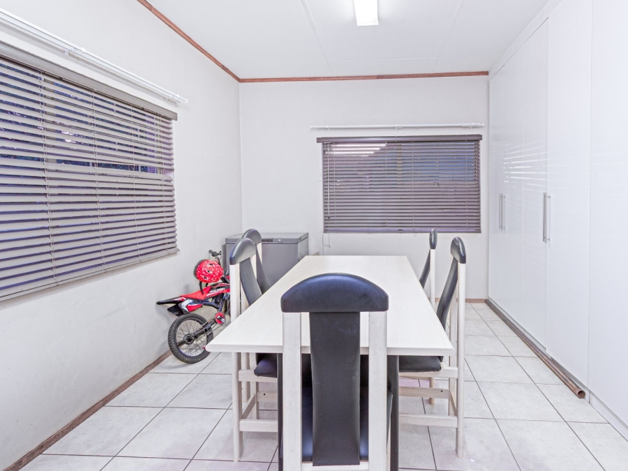 3 Bedroom Property for Sale in Melodie North West
